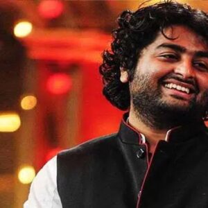 পুজো শেষে এ কী দুঃসংবাদ! শিক্ষাগুরুর প্রয়াণে সব ফেলে শেষযাত্রায় ছুটে গেলেন অরিজিৎ সিং! পুজো শেষে এ কী দুঃসংবাদ! শিক্ষাগুরুর প্রয়াণে সব ফেলে শেষযাত্রায় ছুটে গেলেন অরিজিৎ সিং!