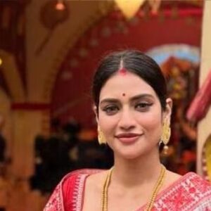 সব অভিমান মুছে বিজয়া দশমীতে একসঙ্গে যশ-নুসরত! লাল পাড় সাদা শাড়ি, শাঁখা-পলায় মাকে বরণ করলেন অভিনেত্রী! সব অভিমান মুছে বিজয়া দশমীতে একসঙ্গে যশ-নুসরত! লাল পাড় সাদা শাড়ি, শাঁখা-পলায় মাকে বরণ করলেন অভিনেত্রী!