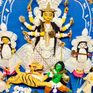 ভূতের ভবিষ্যতের সেই ‘রাজবাড়ি’! হুগলির সাড়ে তিনশো বছরের প্রাচীন গোস্বামী বাড়ির ‘বুড়িমার দুর্গা’ পুজো কেন বিখ্যাত?