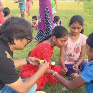 ড়াশোনার খরচ জোটাতে দীপাবলিই ভরসা! মোমের প্রদীপ তৈরি করে নজির গড়ল আসানসোলের ছাত্র-ছাত্রীরা, বিদেশেও যাচ্ছে তাদের শিল্পকর্ম