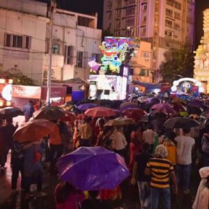 নবমীর প্যান্ডেল হপিংয়ে ‘ভিলেইন’ বৃষ্টি! শক্তিশালী হচ্ছে নিম্নচাপ, দশমীতে অতি ভারী বৃষ্টির সতর্কতা?