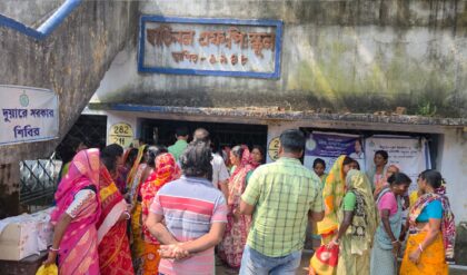 পানীয় জলের অভাবে তীব্র ক্ষোভ, আসানসোলের হাতিনল গ্রামে ‘পাড়ায় সমাধান’ ক্যাম্প করতে দিল না গ্রামবাসীরা, ভোটের বয়কটের হুমকি
