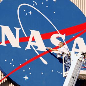 মহাকাশে স্তব্ধতা! সরকারি অচলাবস্থার বলি NASA, বন্ধ হল অধিকাংশ কাজকর্ম— এখন কী হবে মঙ্গল অভিযানের?
