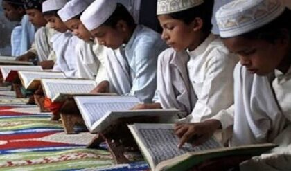 মাদ্রাসা ও স্কুলের কোথায় পার্থক্য? কী শেখানো হয় বিশ্বের অন্যতম প্রাচীন ইসলামিক কেন্দ্রে?