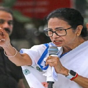 “ভুটানের জলেই ক্ষতি, ওরাই ক্ষতিপূরণ দিক!”-বিপর্যস্ত নাগরাকাটায় দাঁড়িয়ে ক্ষোভ উগরে দিলেন মমতা “ভুটানের জলেই ক্ষতি, ওরাই ক্ষতিপূরণ দিক!”-বিপর্যস্ত নাগরাকাটায় দাঁড়িয়ে ক্ষোভ উগরে দিলেন মমতা