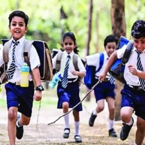 পুজো থেকে ভাইফোঁটা, এক মাসে এত ছুটি! তেলঙ্গানায় টানা ১৩ দিনের ব্রেক, আপনার রাজ্যে কবে কবে বন্ধ?