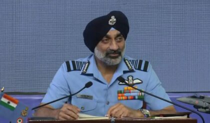 ‘অপারেশন সিন্দুর’ সফল, ‘IAF প্রধানের বড় ঘোষণা, মাটিতে ধ্বংস করা হল ৪ থেকে ৫টি শত্রু F-16 যুদ্ধবিমান