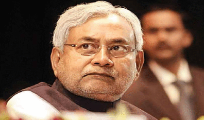 বিহারে নির্বাচনের টিকিট বন্টন নিয়ে তুমুল উত্তেজনা, মুখ্যমন্ত্রীর বাসভবনের সামনে ধর্নায় অনড় জেডিইউ নেতারা
