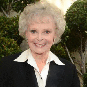 হলিউডের স্বর্ণযুগ থেকে আধুনিক টেলিভিশন, ১০০ বছর বয়সে প্রয়াত অভিনেত্রী ‘জুন লকহার্ট!’ হলিউডের স্বর্ণযুগ থেকে আধুনিক টেলিভিশন, ১০০ বছর বয়সে প্রয়াত অভিনেত্রী ‘জুন লকহার্ট!’