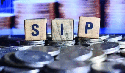 SIP-এর ‘চক্রবৃদ্ধি’ জাদু! মাত্র ১২ বছরে ₹১ কোটি ফান্ড তৈরি করতে চাইলে এখনই শুরু করুন এই কাজ