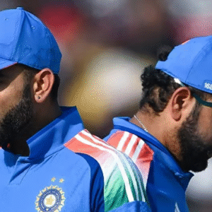 অ্যাডিলেড বিমানবন্দরে বিরাট-রোহিতকে ঘিরে ‘ভারতীয়’ উন্মাদনা! দীপাবলির মাঝে সিরিজে সমতা ফেরাতে মরিয়া টিম ইন্ডিয়া অ্যাডিলেড বিমানবন্দরে বিরাট-রোহিতকে ঘিরে ‘ভারতীয়’ উন্মাদনা! দীপাবলির মাঝে সিরিজে সমতা ফেরাতে মরিয়া টিম ইন্ডিয়া