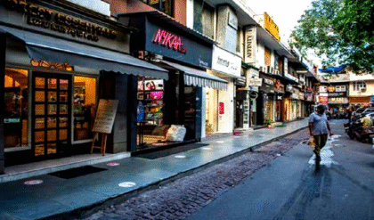 দিল্লির খান বাজার দেশের সবচেয়ে দামি রিটেল মার্কেট! বিশ্বের তালিকায় ২৪তম স্থান