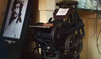 কবিগুরুর ছাপাখানা ‘দ্য লিঙ্কন প্রেস’ বন্ধ, শতবর্ষের ঐতিহ্যবাহী ভবন জীর্ণ, পুনরুদ্ধারের দাবি বিশ্বভারতীতে