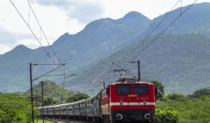 রাত ১০টা থেকে ভোর ৬টা, ট্রেনে ঘুমানোর নিয়মেও পরিবর্তন! লোয়ার বার্থের যাত্রীদের জন্য রেলের নতুন নির্দেশিকা