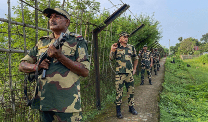 তখন BSF কোথায় ছিল?’ বাংলাদেশি ধরপাকড় নিয়ে সীমান্ত সুরক্ষাবাহিনীকে তীব্র আক্রমণ তৃণমূল নেতা জয়প্রকাশ মজুমদারের