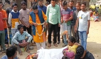 SIR আতঙ্কে হৃদরোগে মৃত্যু! পশ্চিম মেদিনীপুরের পিংলায় ব্যক্তির প্রয়াণ ঘিরে তুঙ্গে তৃণমূল-বিজেপি সংঘাত!