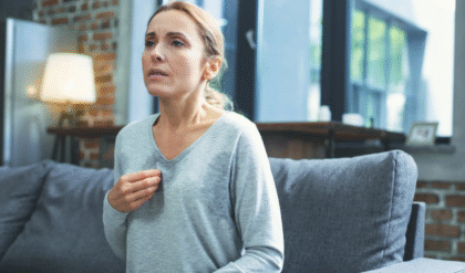 ‘হট ফ্লাশ’, মেনোপজের আগে নারীদের হঠাৎ তীব্র গরম লাগার সমস্যা ও তার প্রতিকার