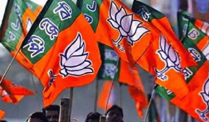 ভবানীপুরে উপনির্বাচনের প্রস্তুতি? মমতার কেন্দ্র নিয়ে শুভেন্দু অধিকারীর মন্তব্যে তুঙ্গে রাজনৈতিক জল্পনা