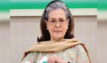 কর্ণাটকের ক্ষমতার দ্বন্দ্ব, মুখ্যমন্ত্রী পদের দাবিতে অনড় ডিকে শিবকুমার! ফের সামনে এল সনিয়া গান্ধির প্রতি তাঁর পুরনো আনুগত্য