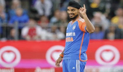 সমালোচনাকে বুড়ো আঙুল! সুযোগ পেয়েই জ্বলে উঠলেন অর্শদীপ সিংহ, অজিদের বিরুদ্ধে ম্যাচ সেরা হয়ে কী বললেন তারকা বোলার?