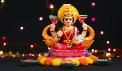 টাকার অভাব হয় না কখনও! দেবী লক্ষ্মীর বিশেষ আশীর্বাদপ্রাপ্ত ৩টি রাশি, জেনেনিন কোন রাশির ভাগ্যে কী?