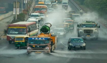 AQI ৪৫৮! শ্বাস নেওয়াই দায়, কার্টুন শেয়ার করে ক্ষোভ উগরে দিলেন কিরণ বেদি