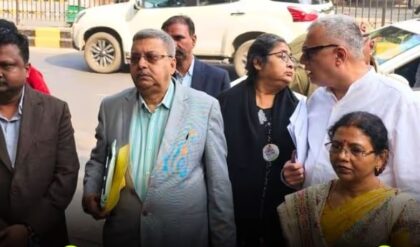 ‘কমিশনের হাতে ৪০ BLO মৃত্যুর রক্ত’, SIR স্থগিতের দাবিতে ক্ষোভ উগরে দিল তৃণমূল