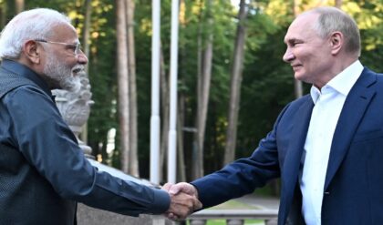 পুতিন আসছেন ভারতে! ৪-৫ ডিসেম্বর মোদীর সঙ্গে বৈঠকে বসবেন রুশ প্রেসিডেন্ট