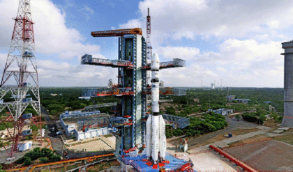 নৌবাহিনীর ক্ষমতা বাড়াতে ‘গেম চেঞ্জার’ স্যাটেলাইট! LVM3 রকেটে চেপে মহাকাশে যাচ্ছে ৪,৪০০ কেজি ওজনের GSAT 7R নৌবাহিনীর ক্ষমতা বাড়াতে ‘গেম চেঞ্জার’ স্যাটেলাইট! LVM3 রকেটে চেপে মহাকাশে যাচ্ছে ৪,৪০০ কেজি ওজনের GSAT 7R