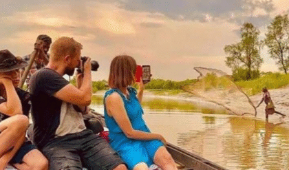 ‘১০০ জন থেকে ২-৩ জন’! ইউরোপ-আমেরিকা থেকে পর্যটক বাড়লেও কেন ফাঁকা রইল বাংলার পর্যটন শিল্প? কী বলছেন ট্যুর অপারেটররা?
