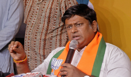 সরিসায় তৃণমূলের হাতে আক্রান্ত বিজেপি কর্মীরা! ক্ষোভ শুনতে আহতদের দেখতে গেলেন সুকান্ত মজুমদার, কী অভিযোগ উঠল তৃণমূল ও পুলিশের বিরুদ্ধে?