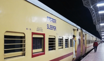 টিকিট কাউন্টার থেকে ফুড স্টল—বদলে যাচ্ছে দুই গুরুত্বপূর্ণ স্টেশন! আপনার যাত্রা কি আরও সহজ হচ্ছে?