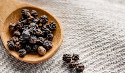 গোল মরিচের অন্যান্য সুবিধা জানেন, জানা না থাকলে পড়ুন