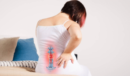 কোমরে অনেক ব্যথা! হাঁটলেও ব্যথা হয়? কীভাবে চিকিৎসা করবেন জানুন ট্রিক