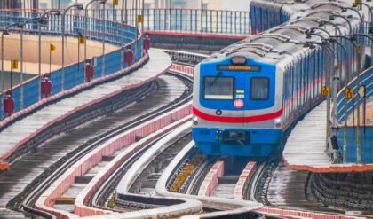 ‘মেট্রো জটের জন্য দায়ী রাজ্য সরকার’!  মমতাকে নিশানা করে রিপোর্ট দিলেন রেলমন্ত্রী