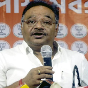 “ওপারের মতুয়া-নমঃশূদ্ররা আমাদের ভাই, আমাদের রক্ত!” তাহেরপুরের সভা থেকে ভোটার তালিকা নিয়ে বড় আশ্বাস শমীক ভট্টাচার্যের