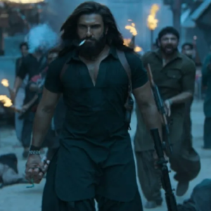 বক্স অফিসে ১০০০ কোটির তুফান! ‘ধুরন্ধর ২’-এর মুক্তি ঘোষণা, কে এই রহস্যময় ‘বড়ে সাহাব’?