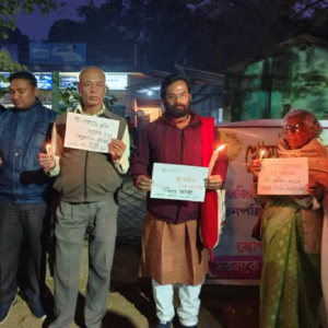 কলকাতায় সনাতনীদের মহাসংগ্রাম! বাংলাদেশের ডেপুটি হাইকমিশন ঘেরাও অভিযানে অবরুদ্ধ শিয়ালদহ