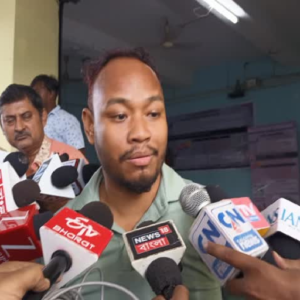 সোনার ব্যবসায়ী খুনে অভিযুক্ত খোদ বিডিও! প্রশান্ত বর্মনের বিরুদ্ধে গ্রেফতারি পরোয়ানার আবেদন পুলিশের