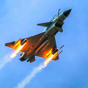 মৃত্যুদূত সু-৫৭ থেকে মাইটি ড্রাগন জে-২০, চিনে নিন বিশ্বের সবচেয়ে শক্তিশালী ফাইটার জেটগুলি