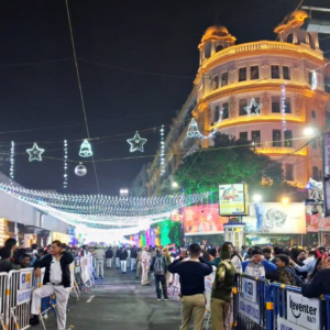 পুরুলিয়ায় এক টুকরো পার্ক স্ট্রিট! বড়দিনের আলোয় ভাটবাঁধের ভোলবদল দেখে তাজ্জব পর্যটকরা