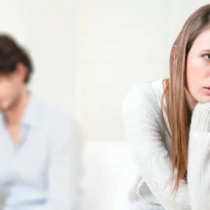 সংসার কি ভাঙনের মুখে? সঙ্গীর সঙ্গে এই ৪টি ভুল করলেই তাসের ঘরের মতো ভেঙে পড়বে সম্পর্ক!