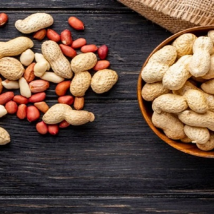 কাঁচা না কি ভাজা? কোন বাদামে লুকিয়ে সুস্থ থাকার আসল চাবিকাঠি, জানুন বিশেষজ্ঞদের রায়