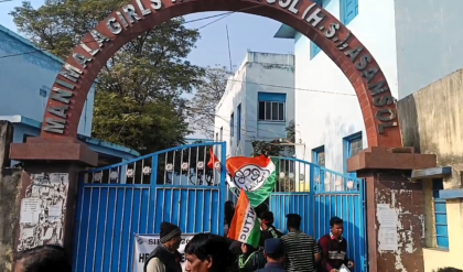 SIR শুনানি শিবিরে উত্তেজনা, কমিশনের গাইডলাইন না কি রাজনৈতিক সংঘাত? জেলাশাসকের কড়া বার্তার মাঝেই ধুন্ধুমার