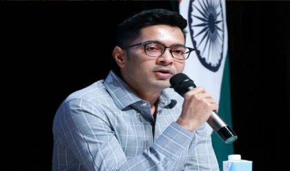 ‘কোন জাদুকঠিতে এক দিনে এত নাম চিহ্নিত?’ দিল্লিতে কমিশন ঘেরাওয়ের হুঁশিয়ারি অভিষেক বন্দ্যোপাধ্যায়ের!