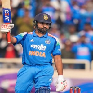 টি-২০ খেলতে ফের মাঠে নামছেন রোহিত, জেনেনিন কেন এমন সিদ্ধান্ত?