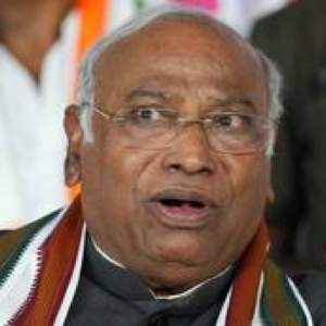 ১১ বছরে সব শেষ করে দিয়েছে মোদী সরকার! জঙ্গল-জমি বাঁচাতে দেশজুড়ে বড় আন্দোলনের ডাক কংগ্রেসের!