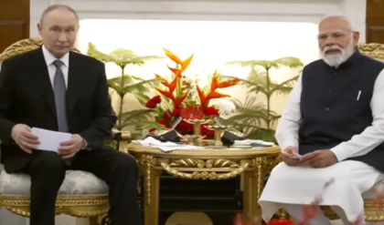 ইউক্রেন যুদ্ধ, সামরিক শক্তি নয়, আলোচনার পথেই সমাধান! পুতিনের সামনে শান্তির বার্তা দিলেন মোদী