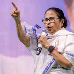 “এসআইআর নয়, গণবন্দি!” ভোট ঘোষণার আগে ‘চালাকি’র অভিযোগে মালদহ থেকে অমিত শাহকে তীব্র আক্রমণ মমতার