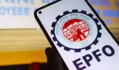 নভেম্বর ২০২৫ থেকে কঠোর নিয়ম, আধার-ইউএএন লিঙ্ক না থাকলে বন্ধ হবে পিএফ জমা